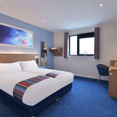 Travelodge Northwich Lostock Gralam Rum bild