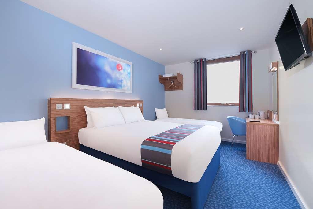 Travelodge Northwich Lostock Gralam Rum bild