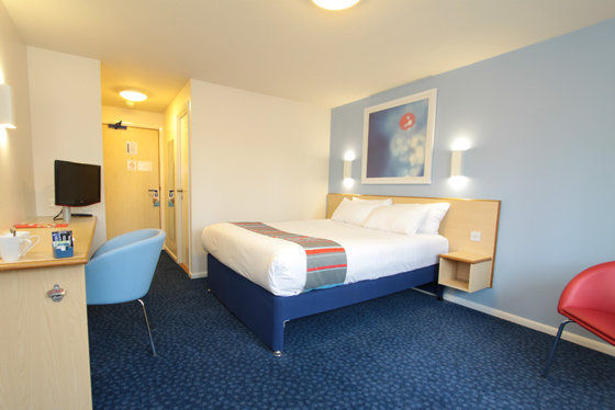 Travelodge Northwich Lostock Gralam Rum bild