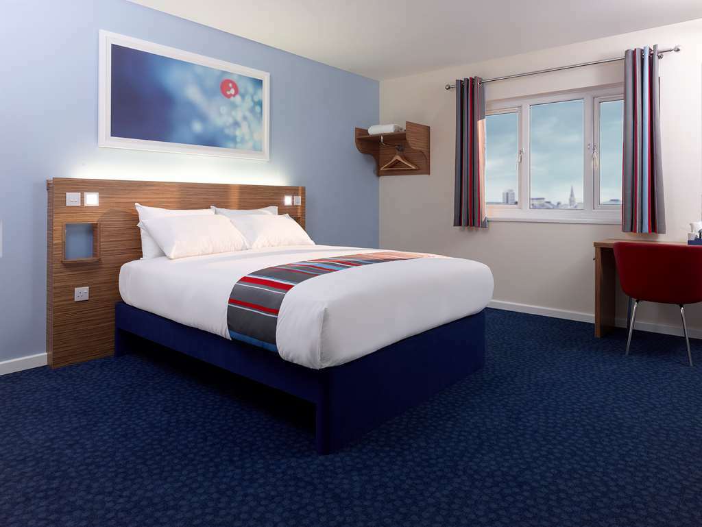 Travelodge Northwich Lostock Gralam Rum bild